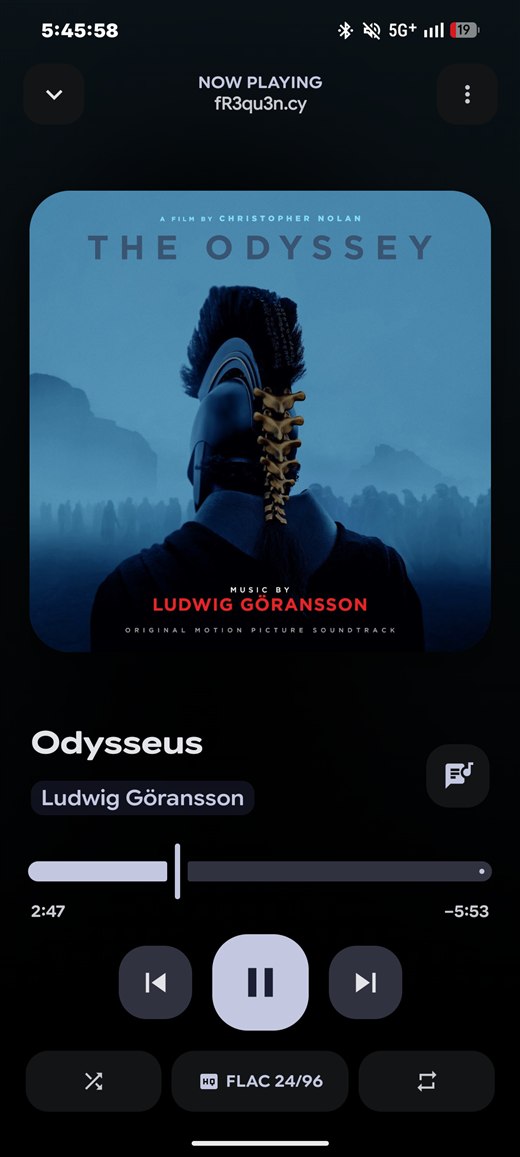 LastWave music player with full-screen album art and playback controls
